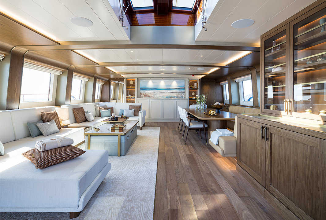 Ares Yachts Simena Elegant Card2