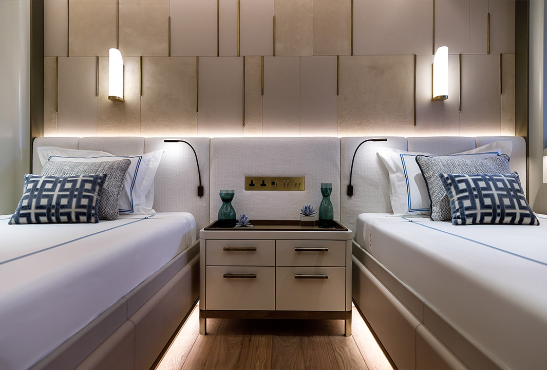 Ares Yachts Calm Card3