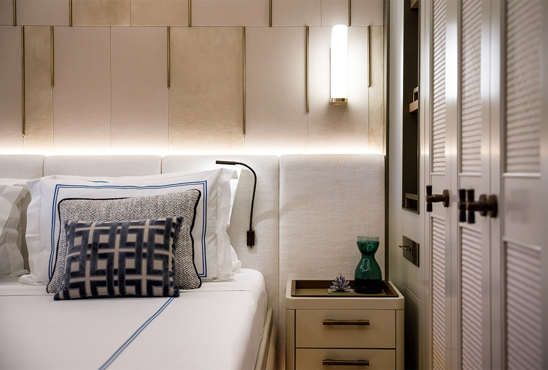 Ares Yachts Calm Card6