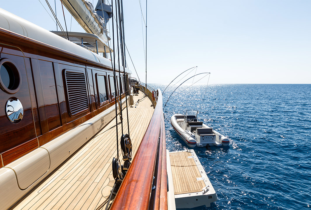 Ares Yachts The Sea Card6