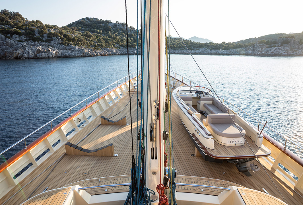 Ares Yachts The Sea Card8