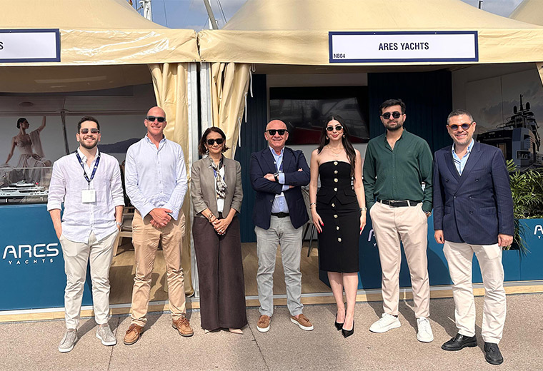 Ares Yachts Palma Card