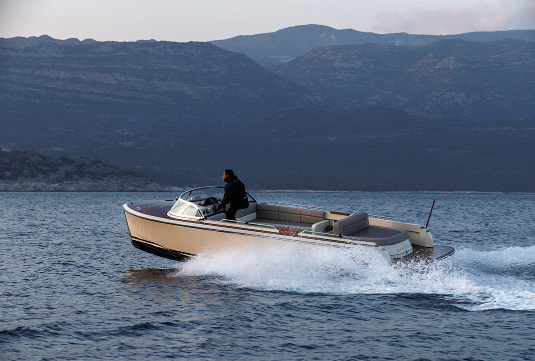 Ares Yachts The Sea Card2